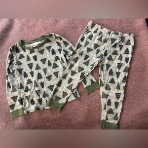 LC Lauren Conrad Green and Gray Kids Pajamas